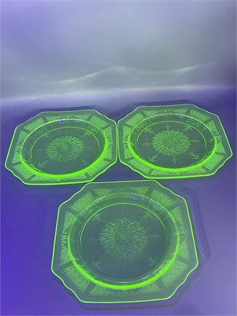 Uranium Glass 8" Plates