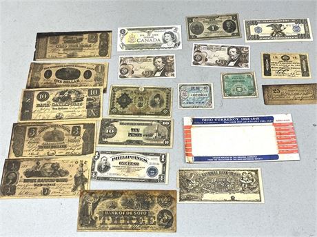 Foreign Currency and Replica Currency Lot