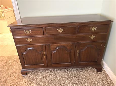 Sideboard/Buffet