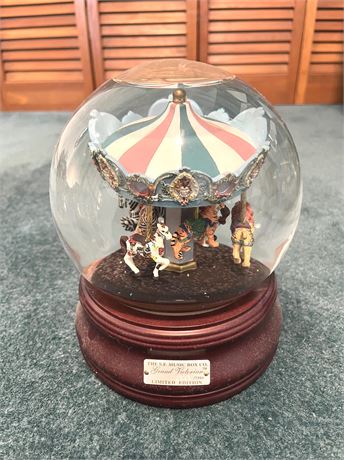 S.F. Music Box Company Grand Carousel Snow Globe