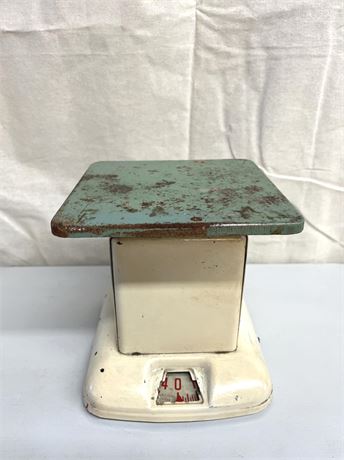 1940s Maid of Honor Farmhouse Kitchen Scale