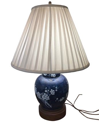 Chinese Prunus Plum Blossom Blue/White Table Lamp
