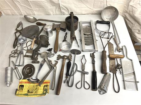 Vintage/Antique Kitchen Utensil Lot