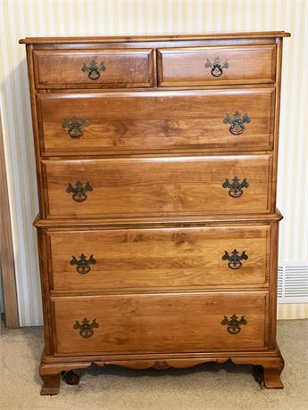 Kling Maple Chest of Drawers Lot 1