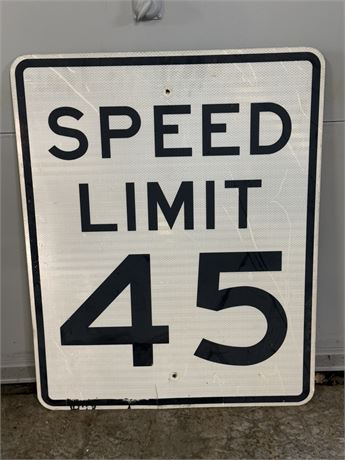 30" x 24" 45 MPH Metal Road Sign