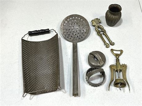 Vintage Kitchen Metal Lot