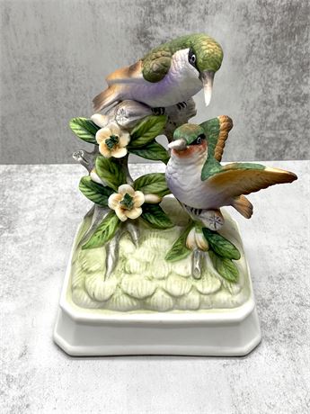 Gorham Ceramic Bird Music Box
