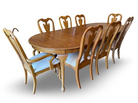 Vintage Cochrane Solid Oak Dining Table and Chairs