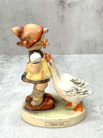 Goebel Hummel Figurine Goose Girl