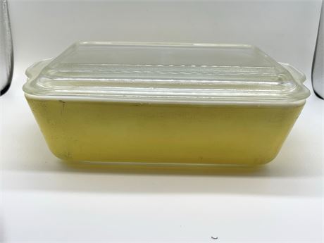 Pyrex Casserole with Lid